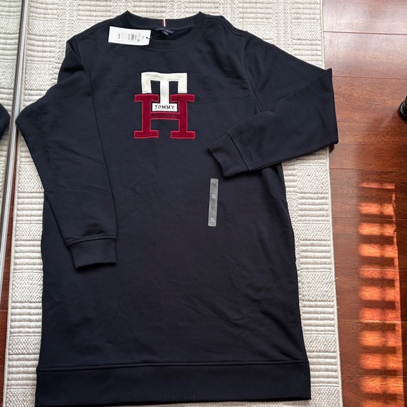 Tommy Hilfiger Tops - Tommy Hilfiger Gray Sweatshirt with Red and Cream Logo